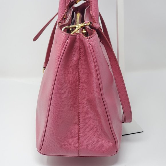 Auth Prada Galleria Medium Saffiano Crossbody Bag - Picture 4 of 16